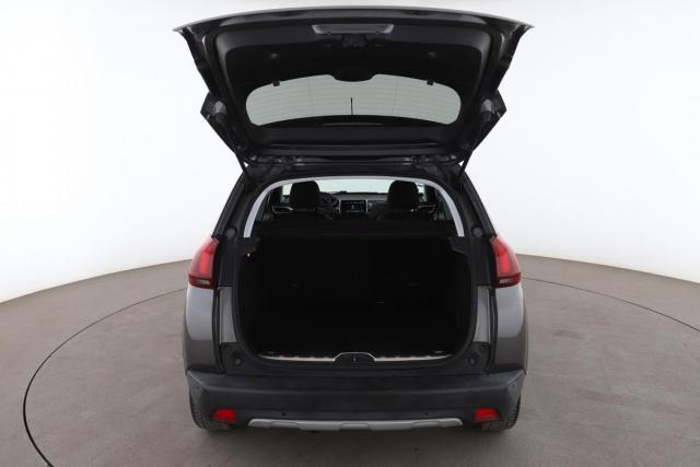 Peugeot 2008 image 8