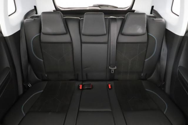 Peugeot 2008 image 1