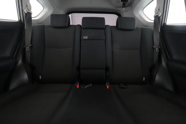 Toyota Rav4 image 7