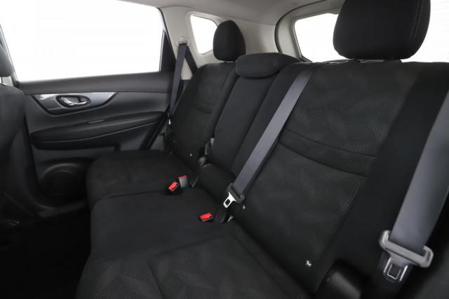 Nissan X-Trail image 8