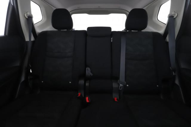 Nissan X-Trail image 4
