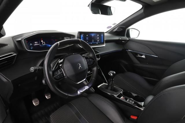Peugeot 208 image 4