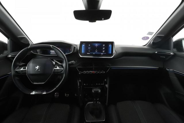Peugeot 208 image 9