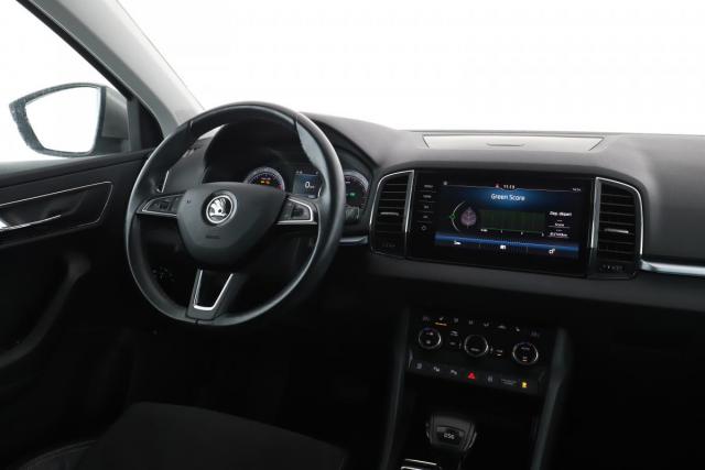 Skoda Karoq image 1