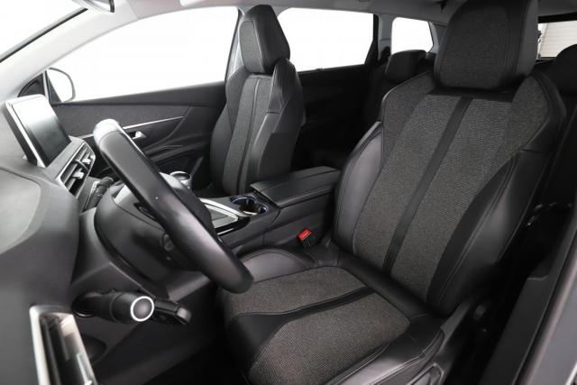 Peugeot 5008 image 9