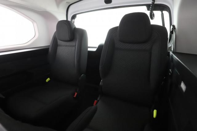 Peugeot Rifter image 2