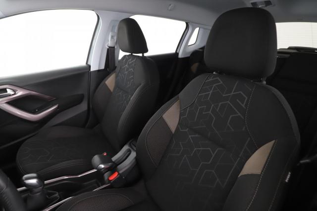 Peugeot 2008 image 4