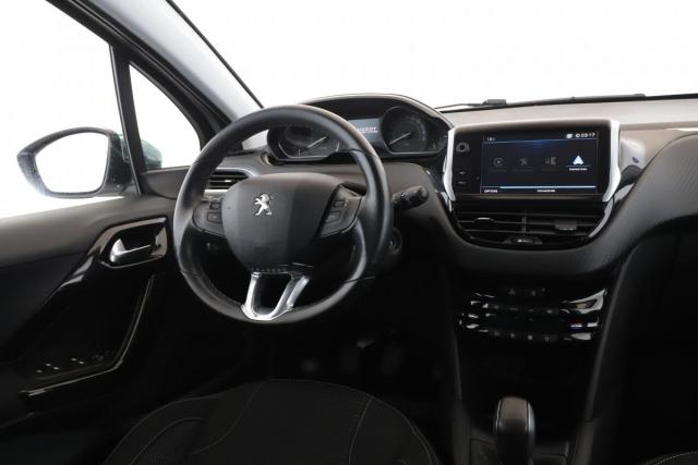 Peugeot 208 image 3