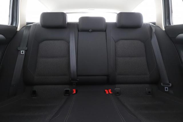 Volkswagen Passat Sw image 1