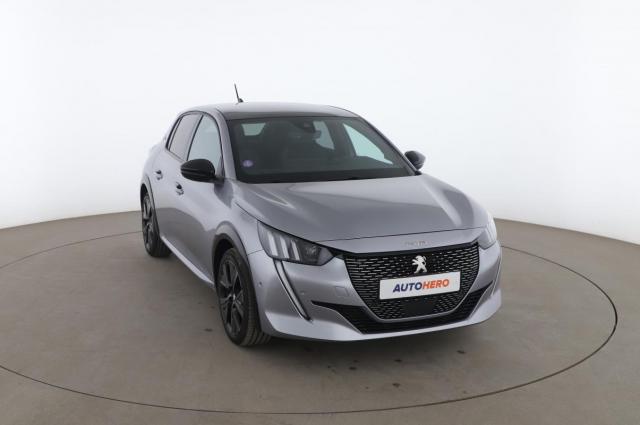 Peugeot 208 image 4