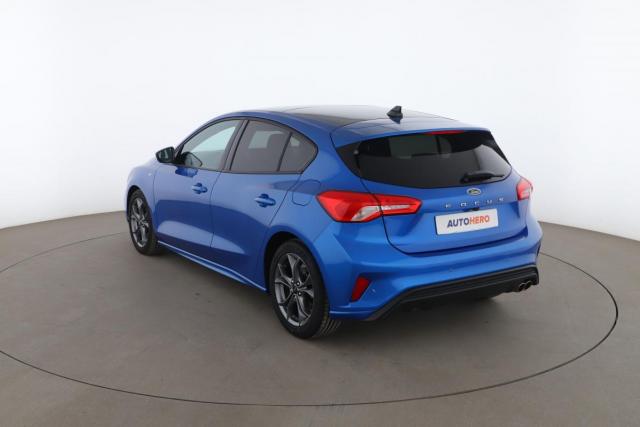 Ford Focus image 8