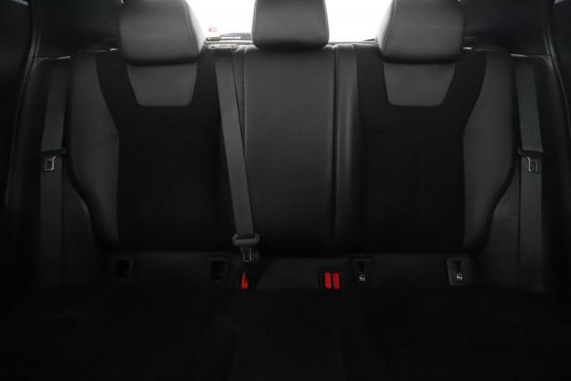 Toyota C-Hr image 3