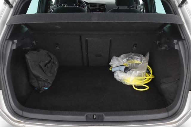 Volkswagen Golf image 5