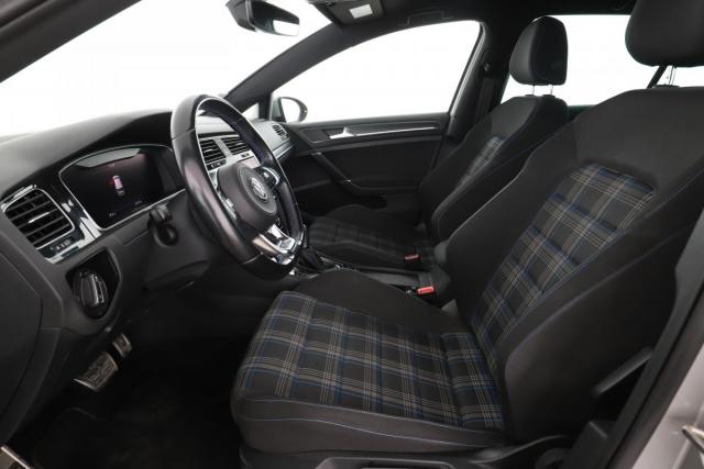 Volkswagen Golf image 1