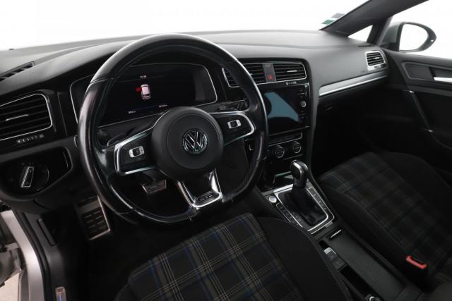 Volkswagen Golf image 2