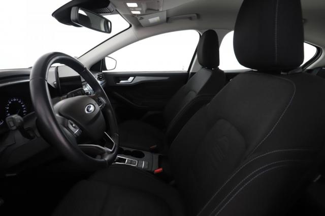 Ford Focus image 7