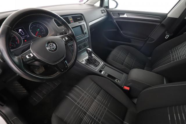 Volkswagen Golf image 3