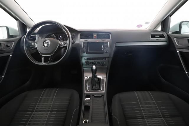 Volkswagen Golf image 1