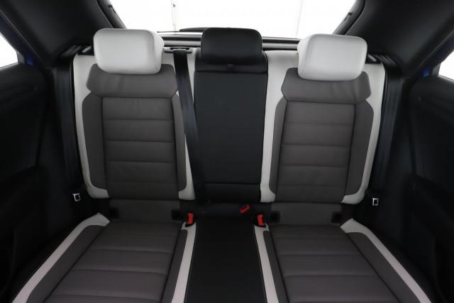 Volkswagen T-Roc image 9