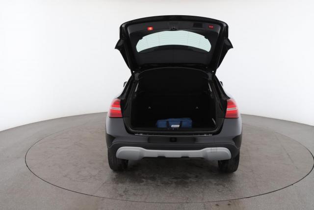 Mercedes Benz Gla image 3