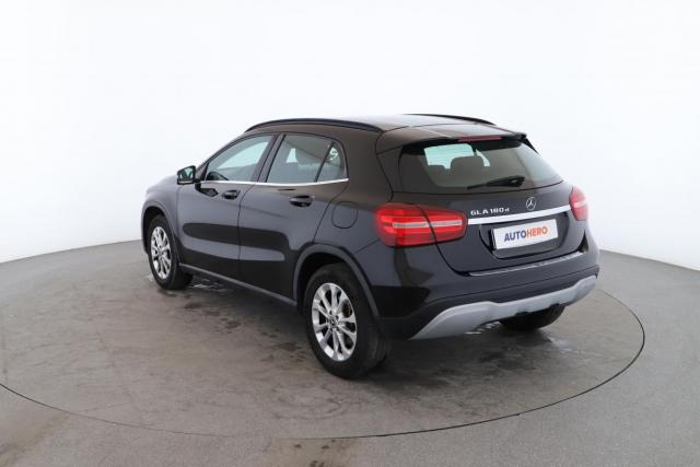 Mercedes Benz Gla image 5