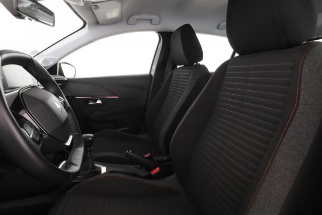 Peugeot 208 image 5