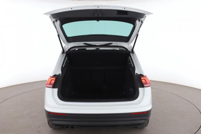 Volkswagen Tiguan image 9