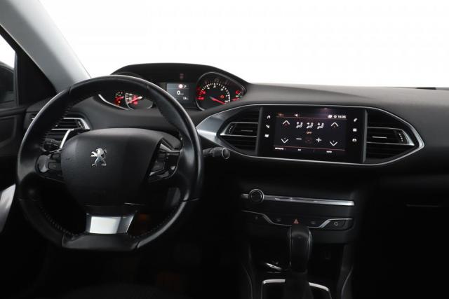 Peugeot 308 image 8