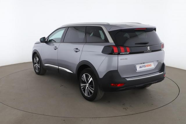 Peugeot 5008 image 2