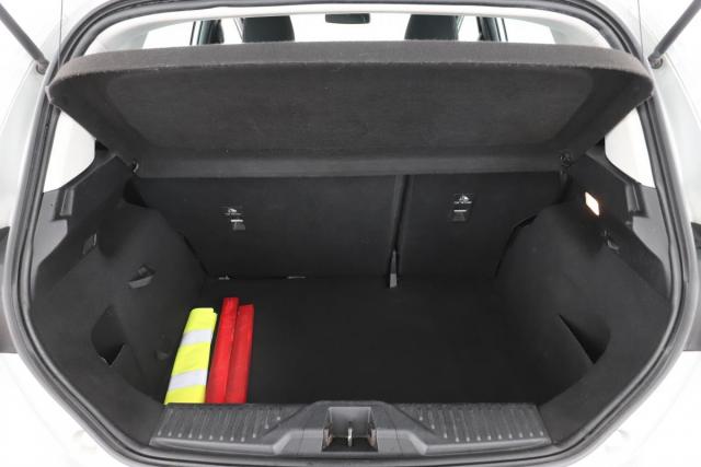 Ford Fiesta image 4