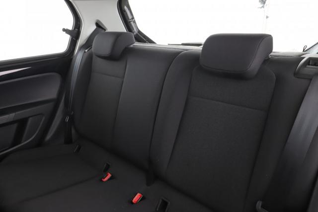 Volkswagen Up! image 6