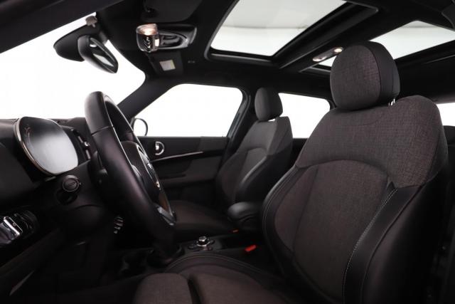 Mini Countryman image 5