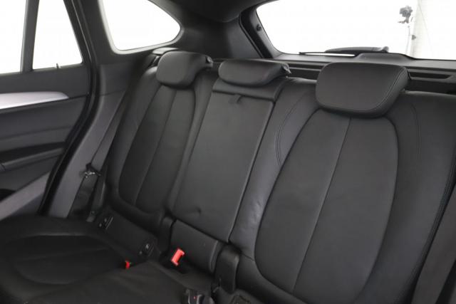 Bmw X1 image 2