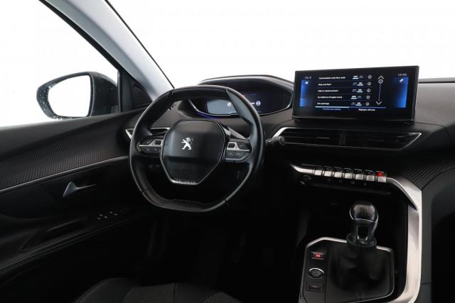 Peugeot 5008 image 7