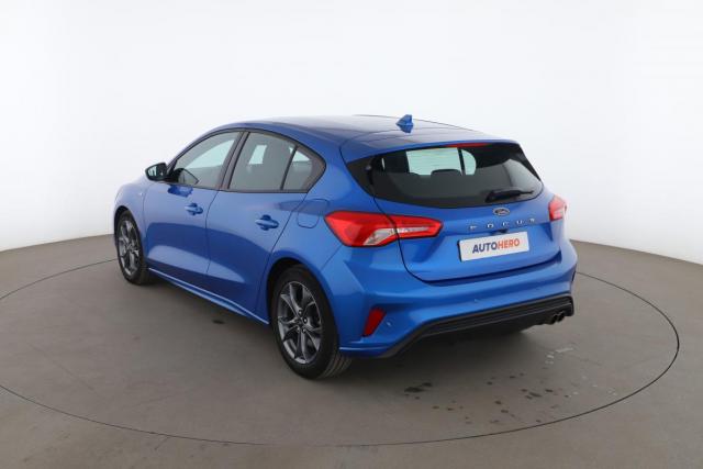 Ford Focus image 9
