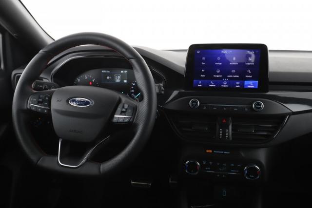 Ford Focus image 8