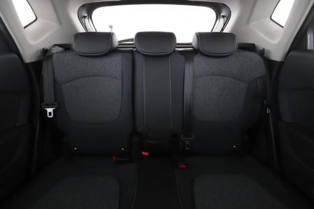 Renault Captur image 2