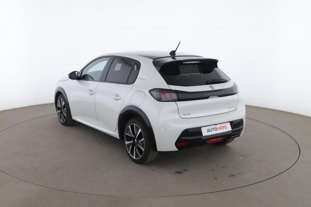 Peugeot 208 image 6
