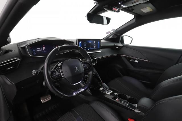 Peugeot 208 image 1