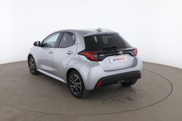 Toyota Yaris image 2