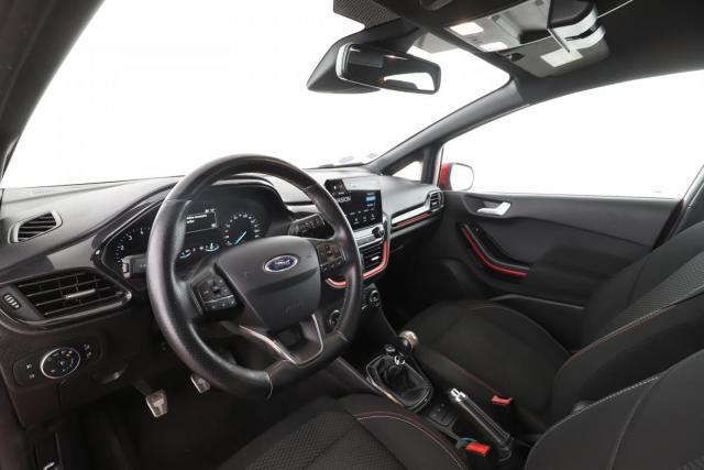 Ford Fiesta image 8