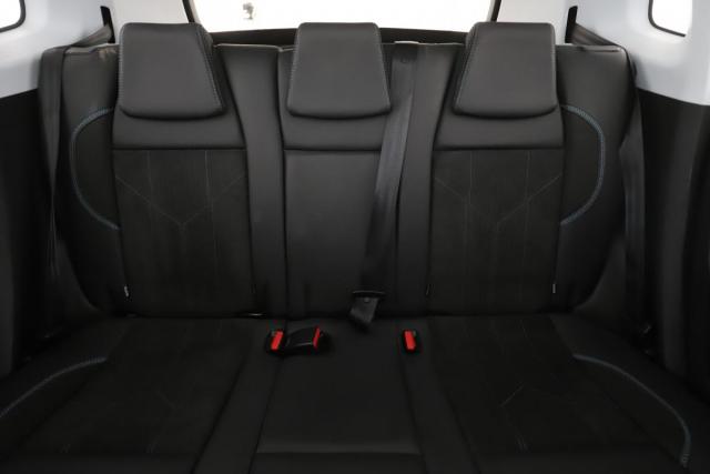 Peugeot 2008 image 9