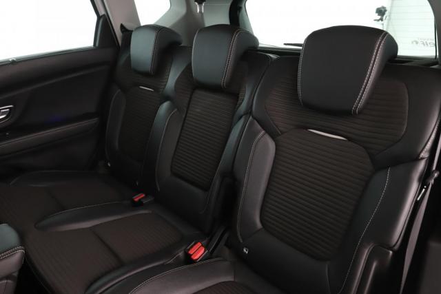 Renault Scénic image 2