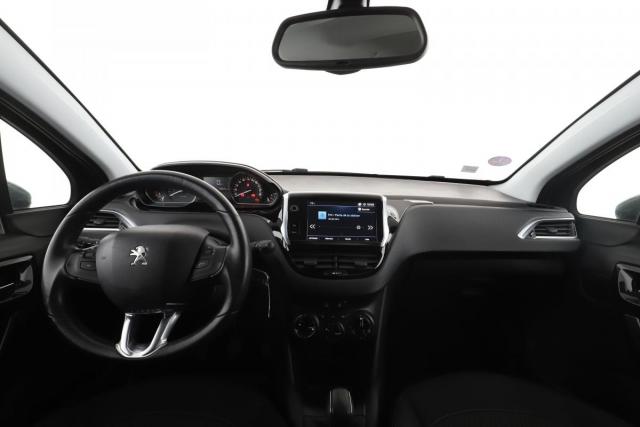 Peugeot 208 image 2