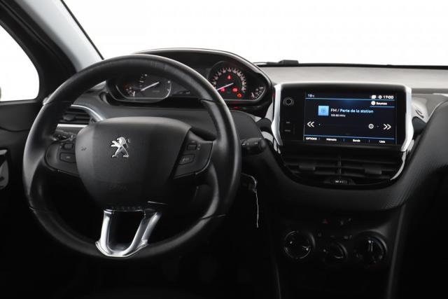 Peugeot 208 image 5