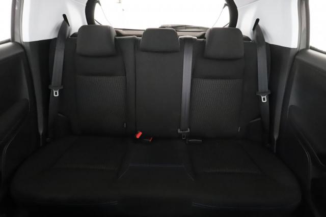 Peugeot 208 image 1