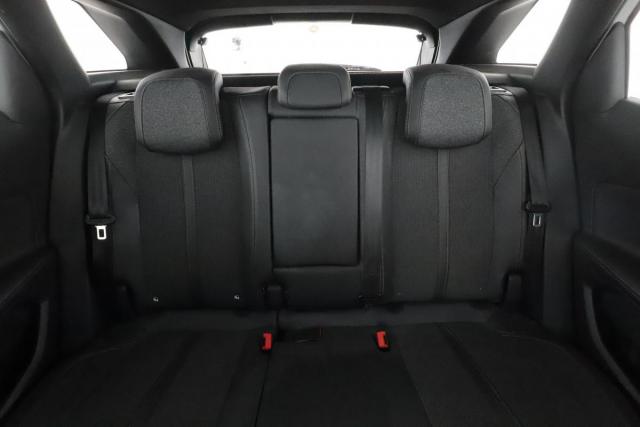 Peugeot 3008 image 3