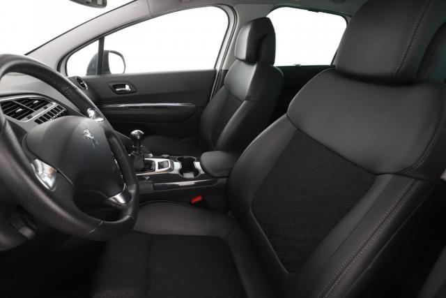 Peugeot 3008 image 4