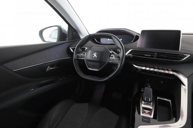 Peugeot 3008 image 6