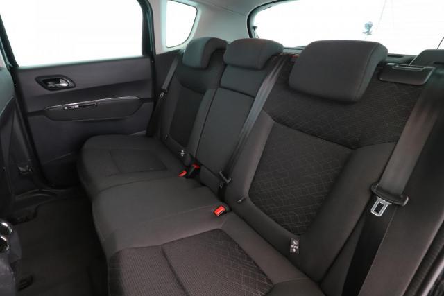 Peugeot 3008 image 6